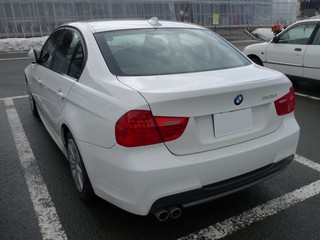 BMW 3シリーズ 325iセダン